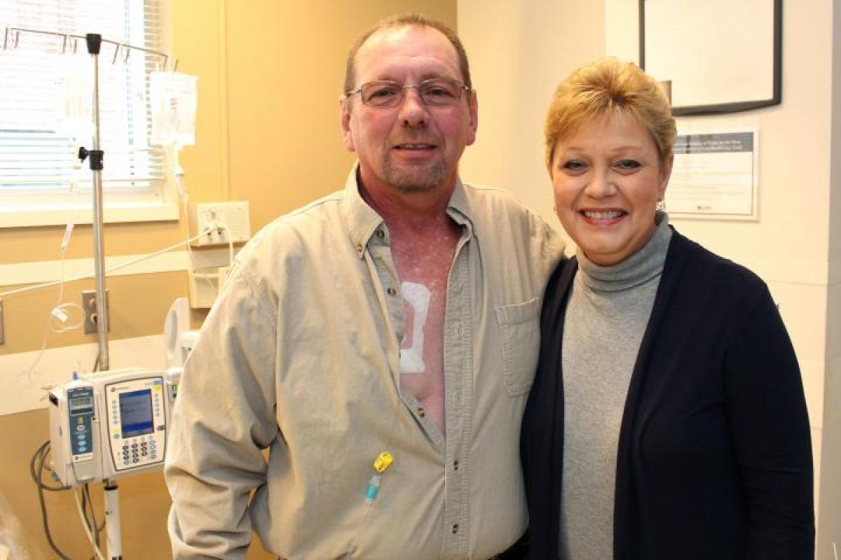 Patient Rick Smith and wife Rae Jean