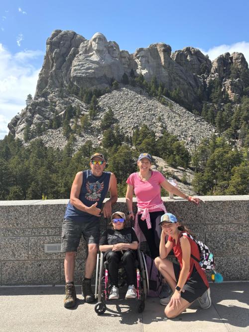 Koesters family in front of Mount Rushmore