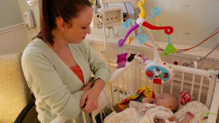 Amber stayed with Brylie in the NICU while her husband and family helped care for their three other children.